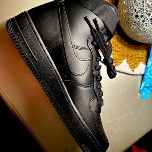 New Nike Air Force 1